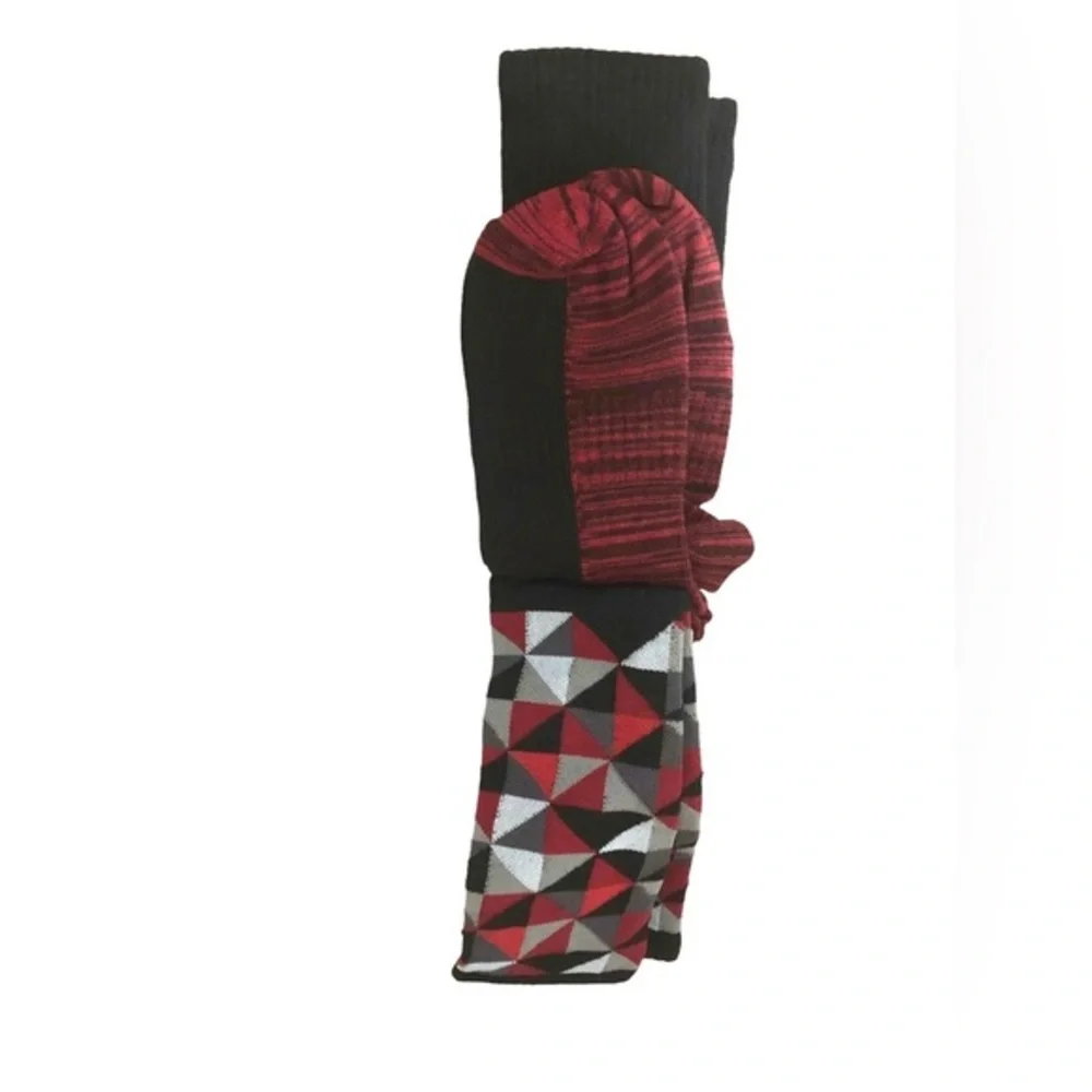 6pc Men’s socks-2sets red black Gildan smart basics, 1set tan Dexter dress socks